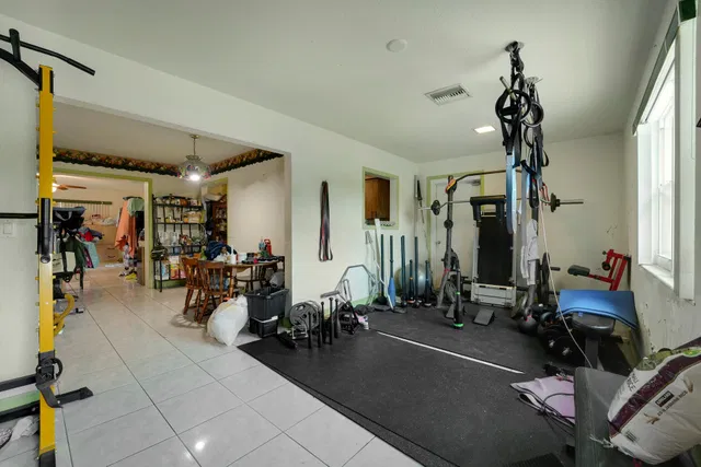 West Palm Beach Residence photo 4