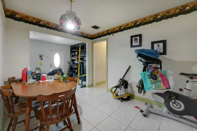 West Palm Beach Residence photo 6