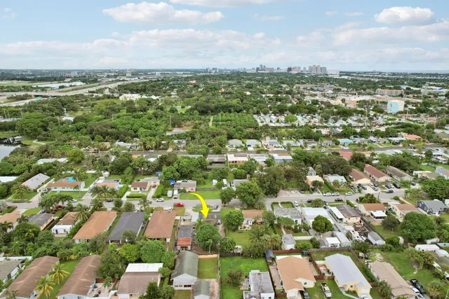 West Palm Beach Residence photo 13