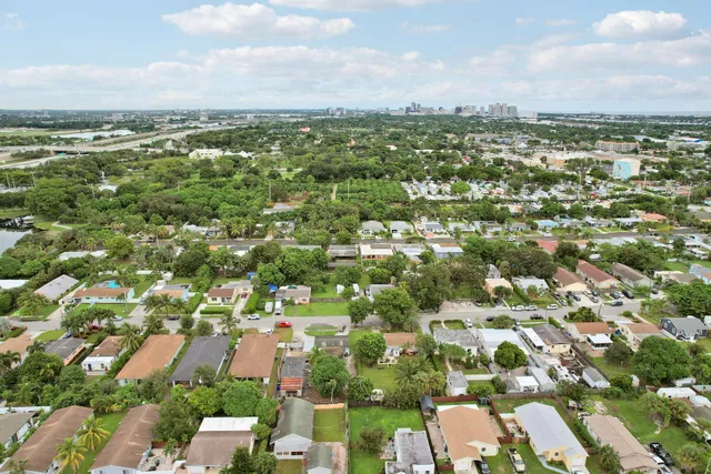 West Palm Beach Residence photo 14