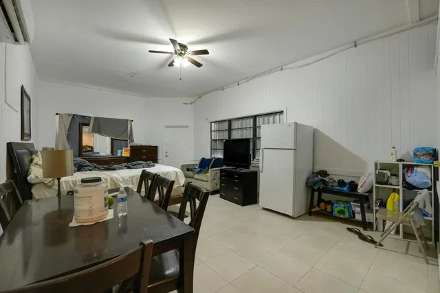 West Palm Beach Residence photo 19