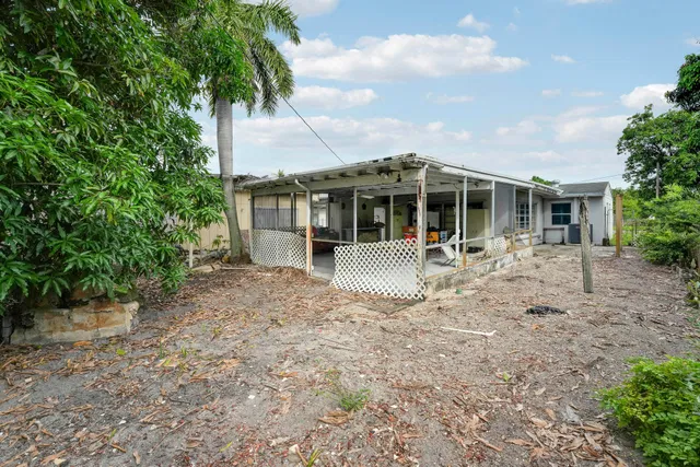 West Palm Beach Residence photo 36