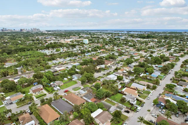 West Palm Beach Residence photo 42