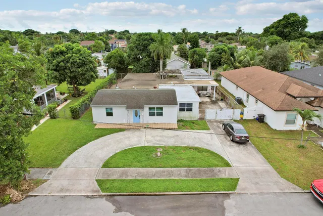 West Palm Beach Residence photo 44