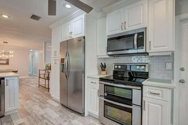Residence photo 6