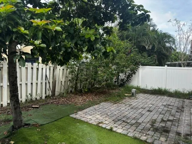 Residence photo 17