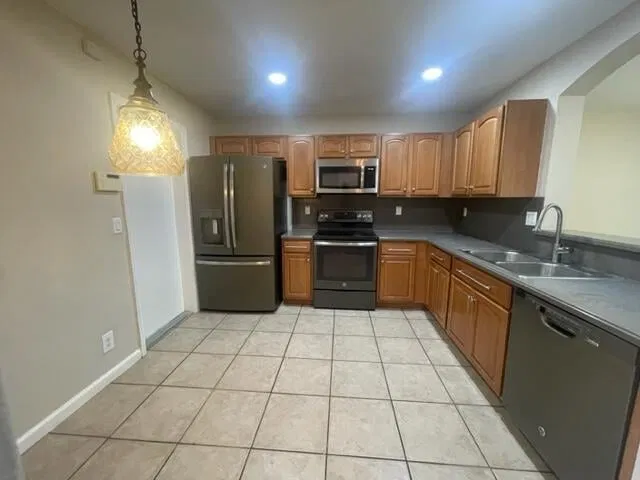 Residence photo 3