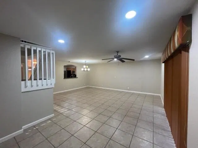 Residence photo 8