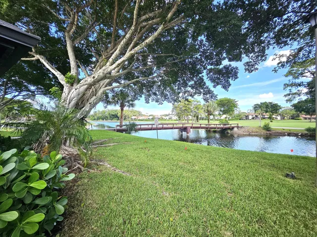 Boca Lago Country Club Homes Unit 10-B photo 2
