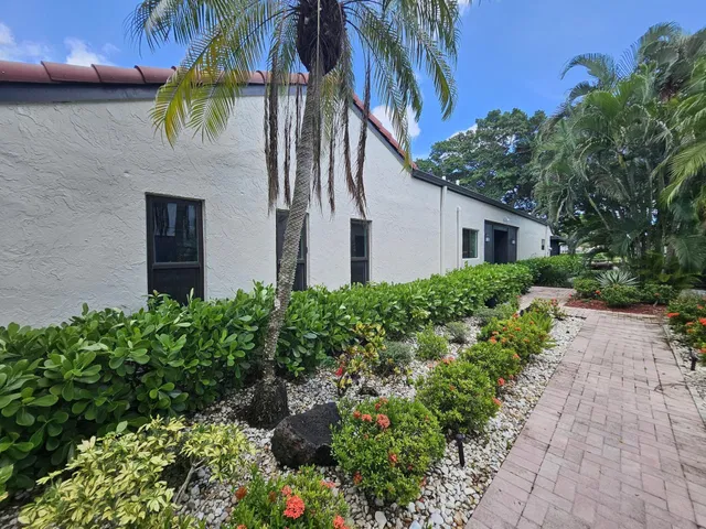 Boca Lago Country Club Homes Unit 10-B photo 4