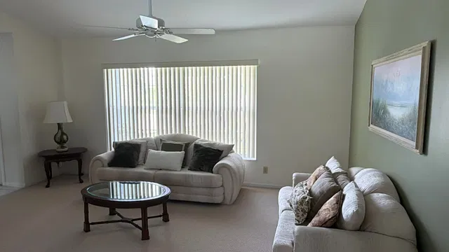 Residence photo 5