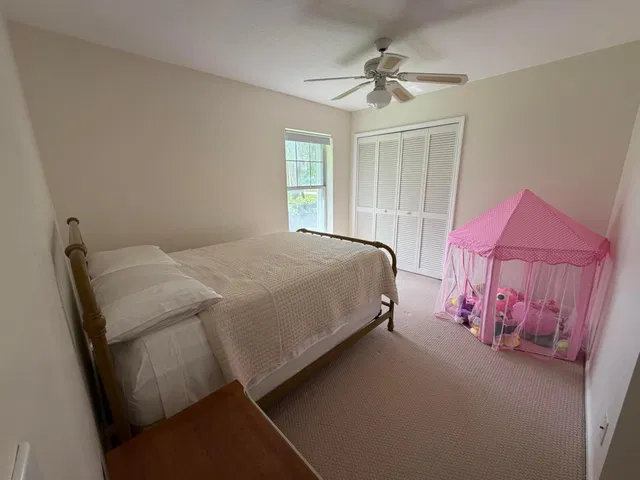 Residence photo 11