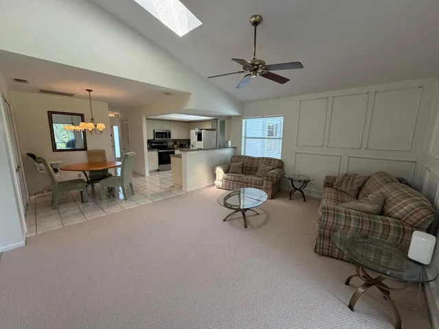 Residence photo 21