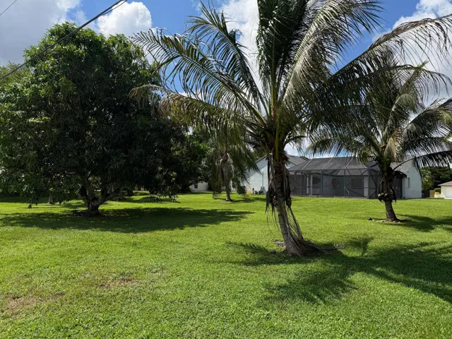 Residence photo 30
