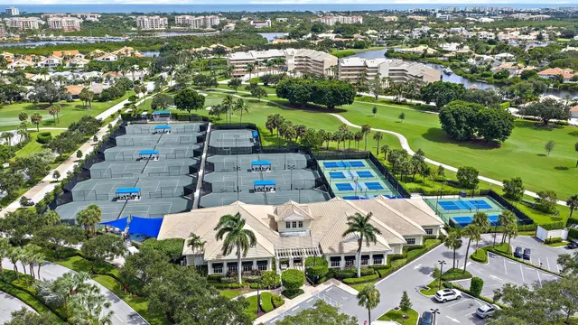 Jonathan's Landing Jupiter FL Residence photo 23