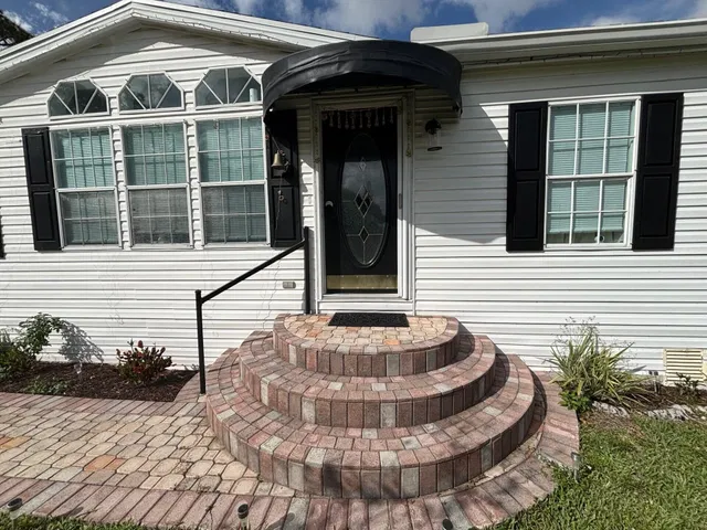 Residence photo 6