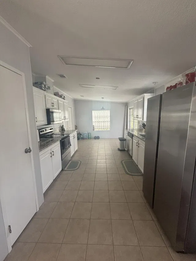 Residence photo 16