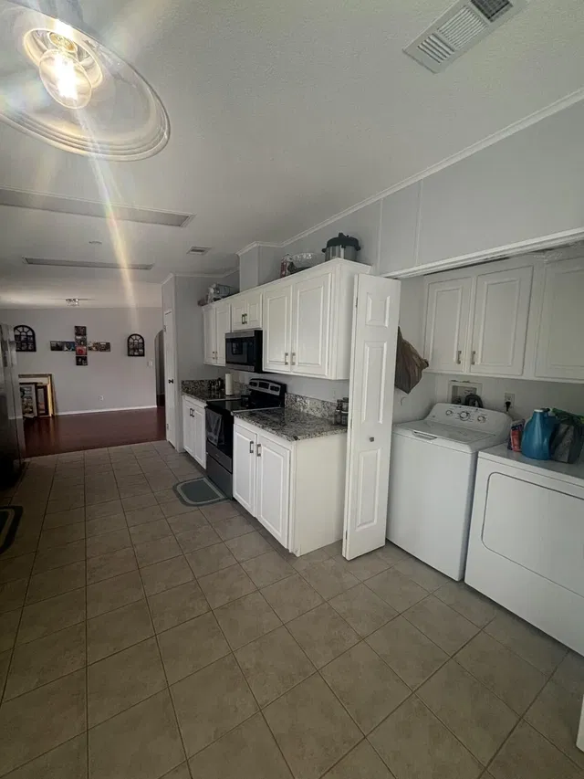 Residence photo 20