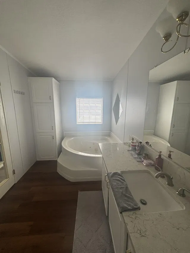 Residence photo 32