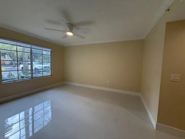 Unit 107 photo 25