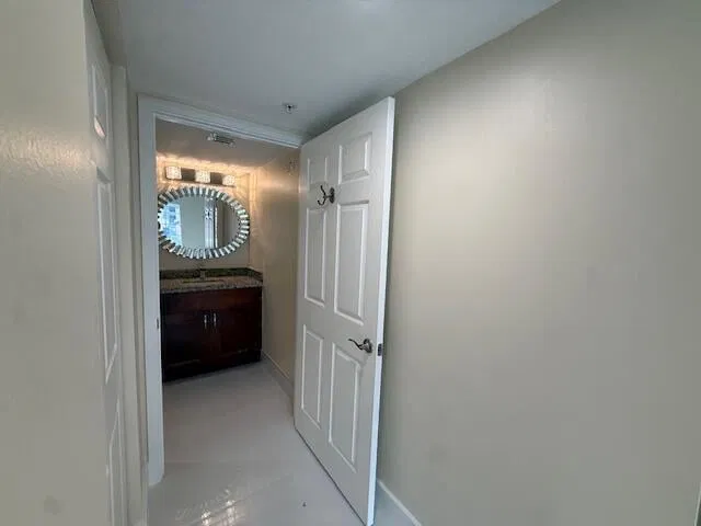 Unit 107 photo 27