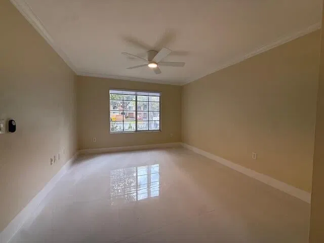 Unit 107 photo 30