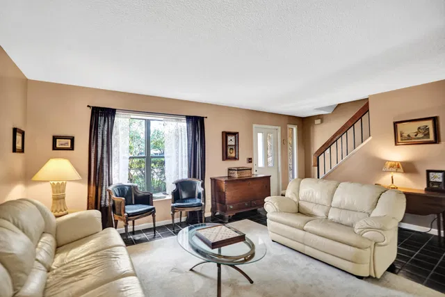 Residence photo 9