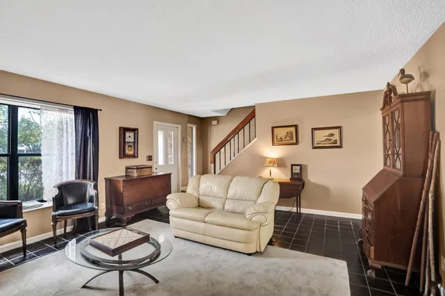 Residence photo 11
