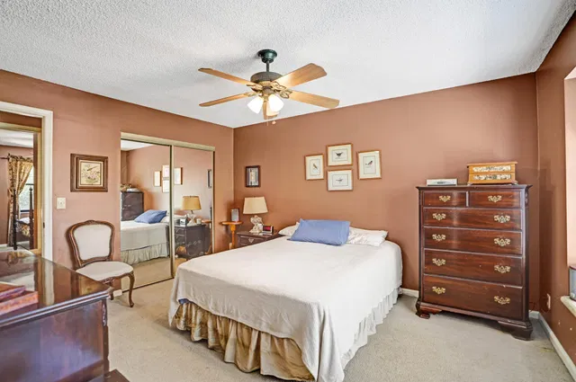 Residence photo 23