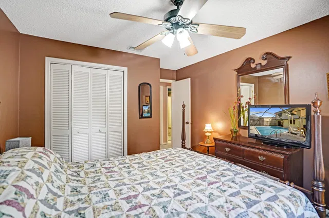 Residence photo 26