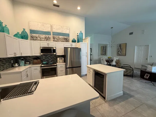 Residence photo 9