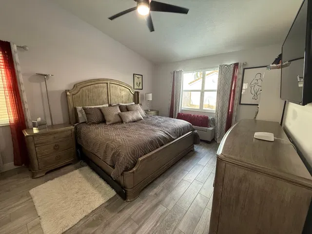 Residence photo 17