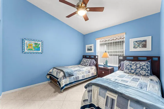 Residence photo 18