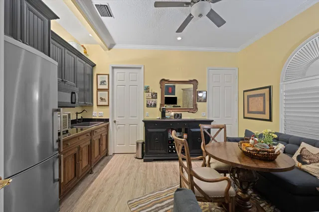 Shady Oaks Residence photo 11