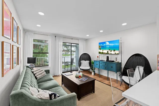 PGA National Palm Beach Gardens Residence photo 13