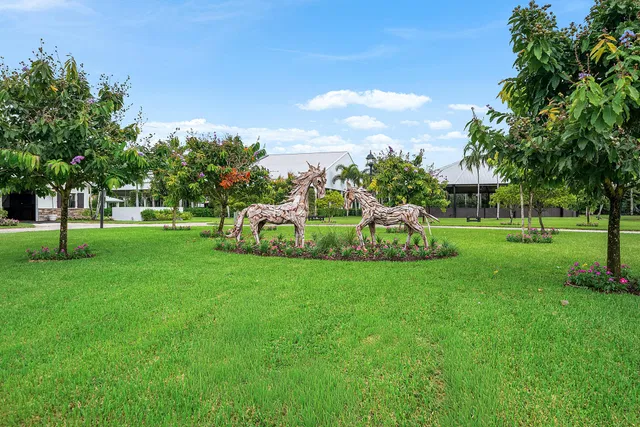 Residence photo 5