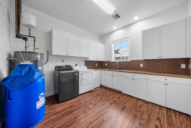 Residence photo 91