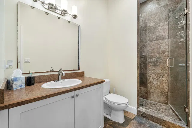Residence photo 93