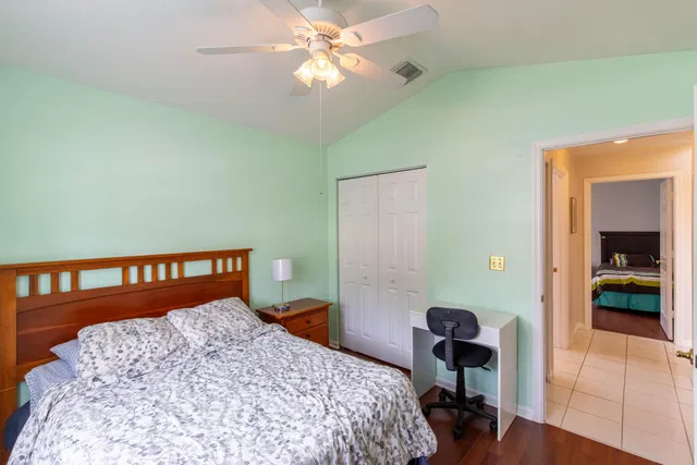Residence photo 14