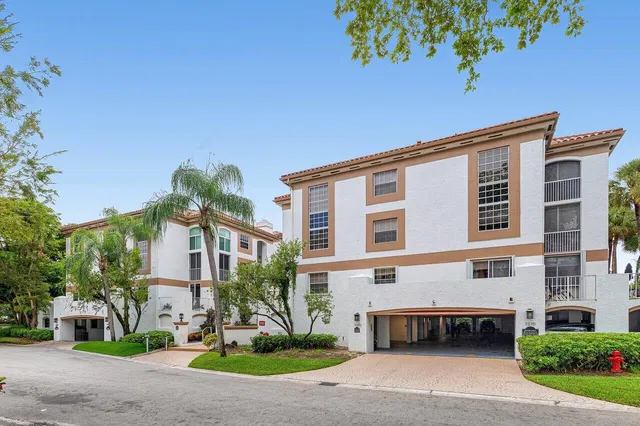 Boca Grove Unit 202 photo 21