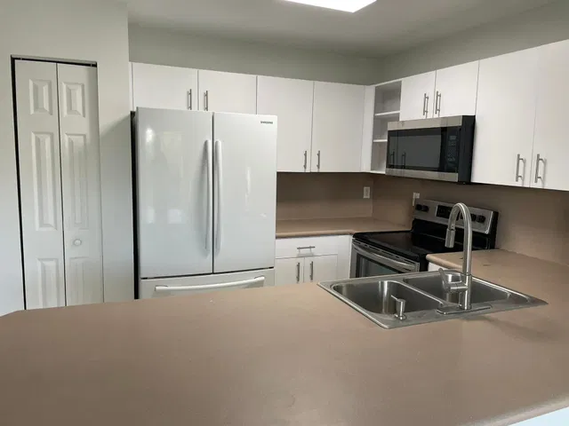 Residence photo 11