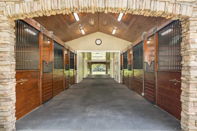 Saddle Trail Park Residence photo 6