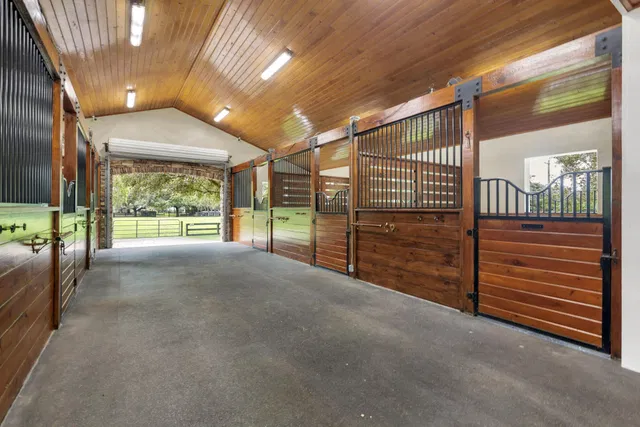 Saddle Trail Park Residence photo 8