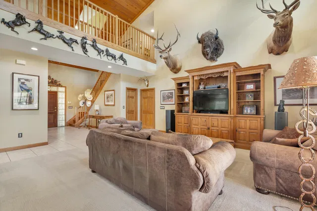 Saddle Trail Park Residence photo 44