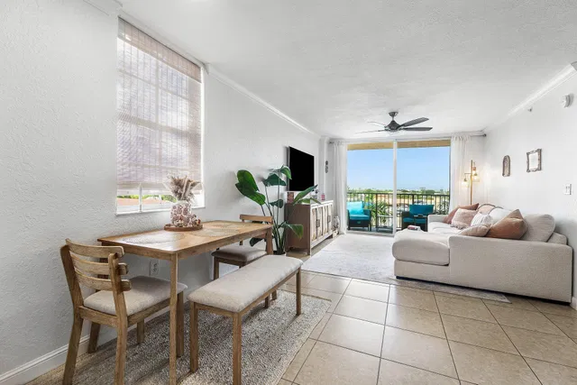 Flagler Pointe Unit 716 photo 10