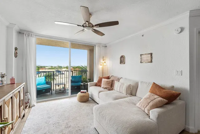 Flagler Pointe Unit 716 photo 12