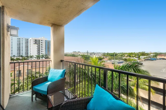Flagler Pointe Unit 716 photo 20