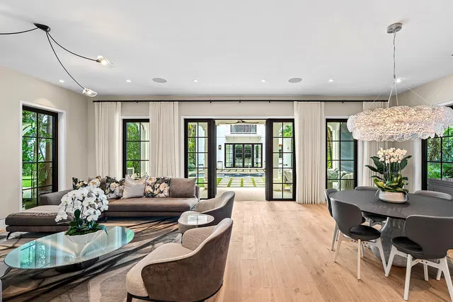Royal Park Residence photo 9