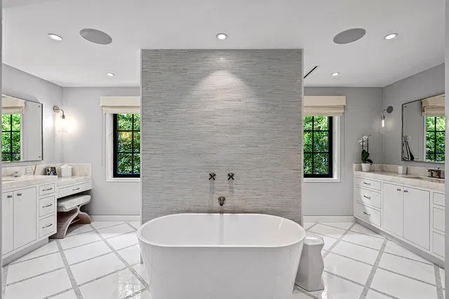 Royal Park Residence photo 24