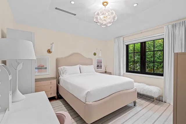 Royal Park Residence photo 29